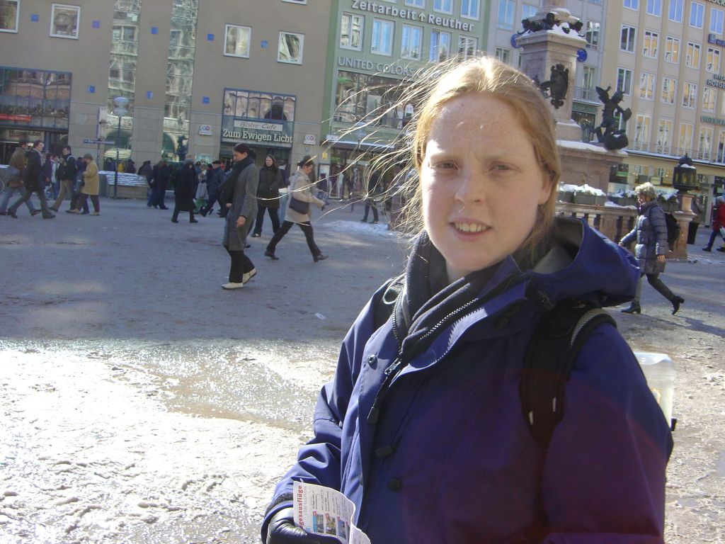 Liz in the Mariaplatz
